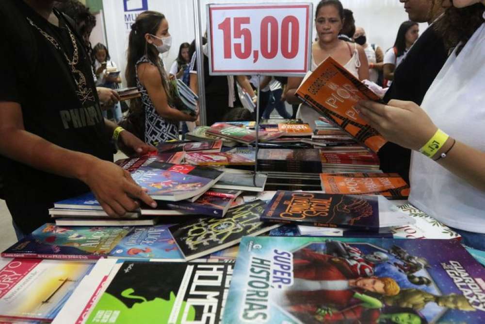 Brasil tem 25 milhões de compradores de livros