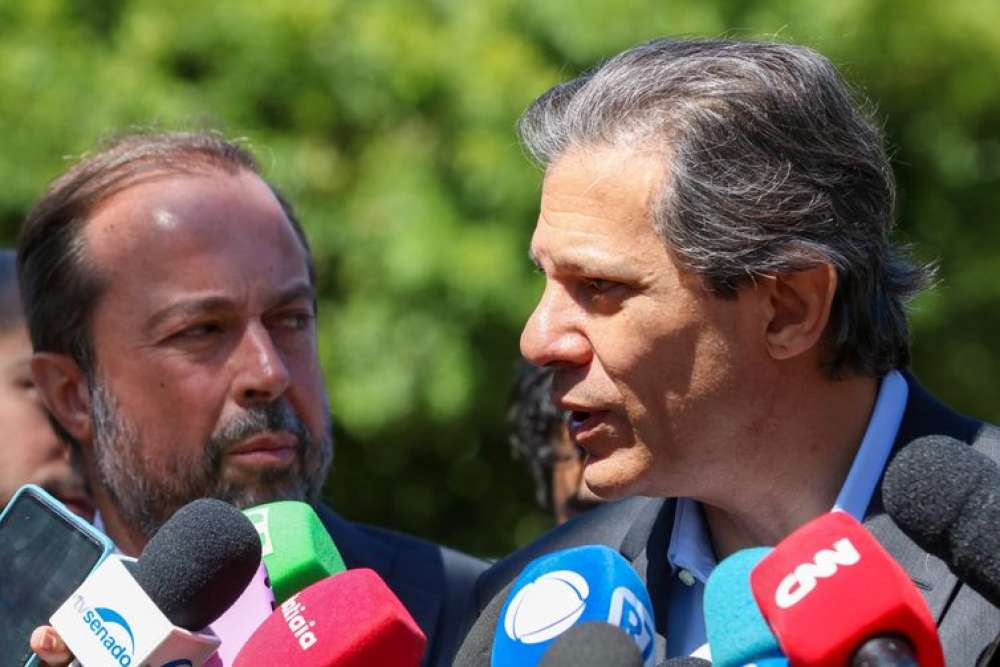 Haddad e Pacheco pedirão à Justiça prazo extra para Minas pagar dívida