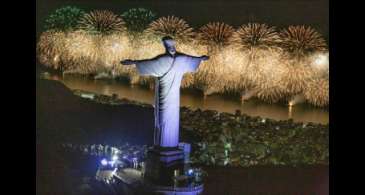 Rio: 3 milhões de pessoas celebram a chegada de 2023