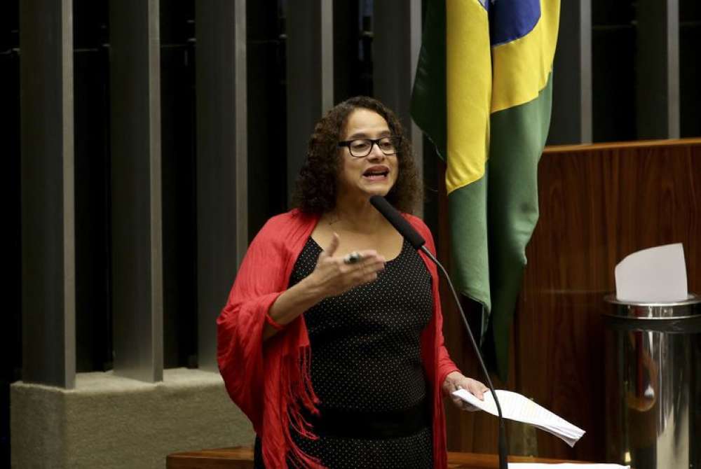 Luciana Santos assume o Ministério da Ciência e Tecnologia