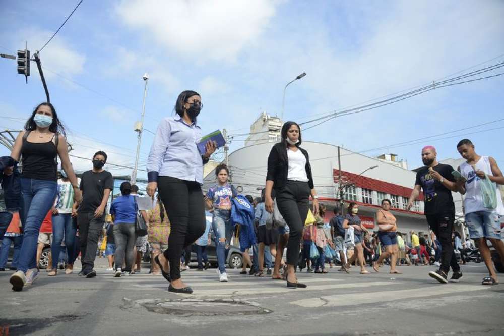 Covid-19: Brasil registra 28 mil casos e 211 mortes em 24 horas