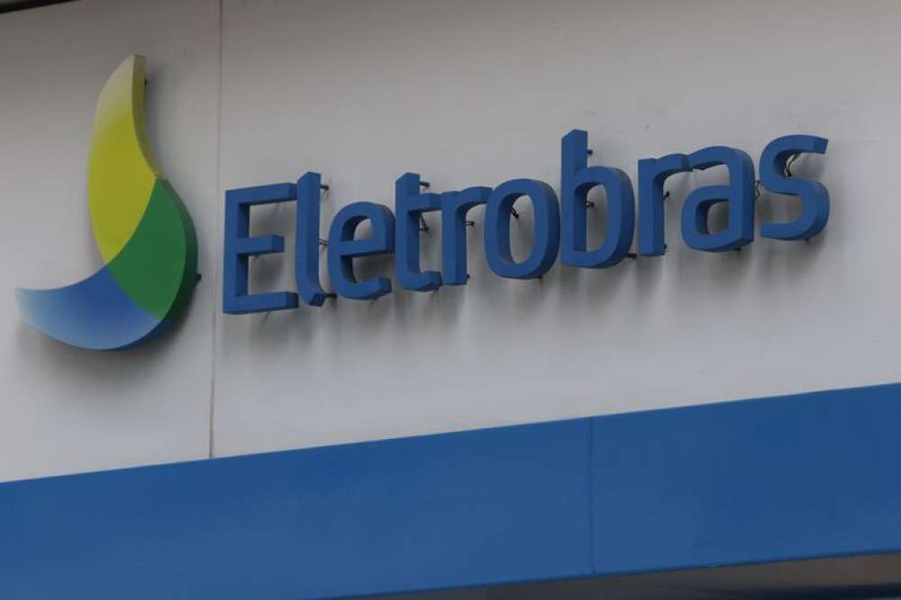 Eletrobras aprova programa de recompra de ações