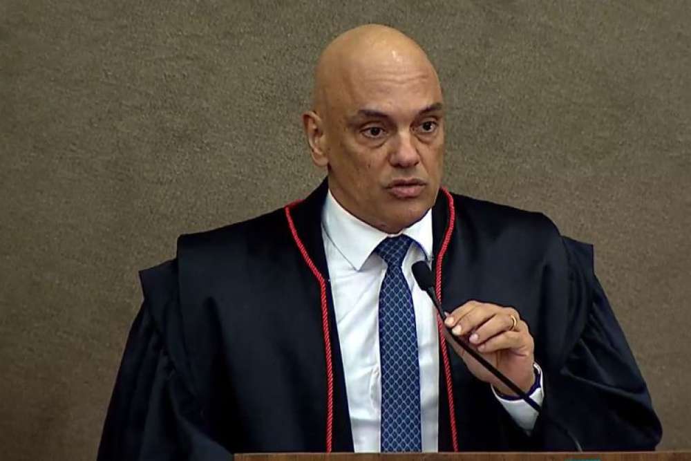 Moraes decreta prisão preventiva de acusados por atos antidemocráticos