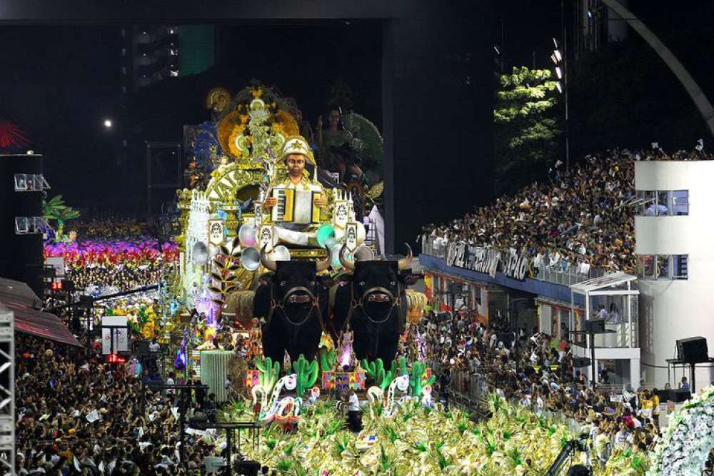 Ensaios técnicos para o Carnaval 2023 começam no sambódromo de SP