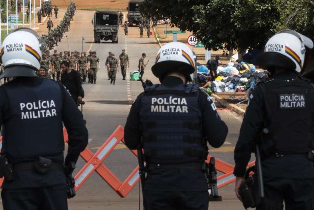 Interventor e Exército dizem que não permitirão volta de manifestantes