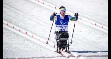 Aline Rocha é bronze no Mundial de esqui cross-country paralímpico