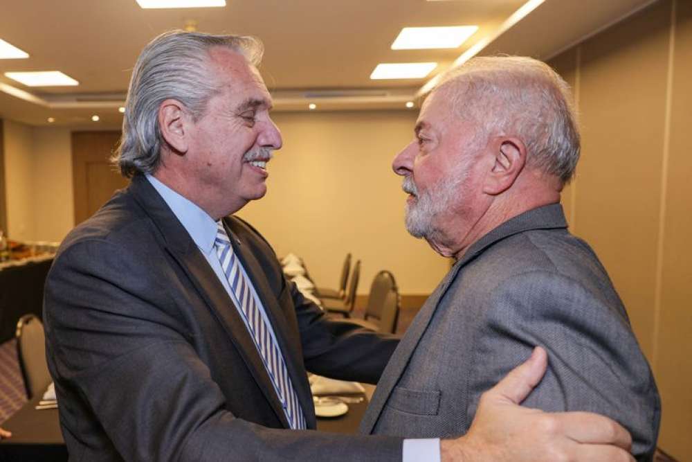 Lula se reúne hoje com presidente argentino e cita parceria antiga