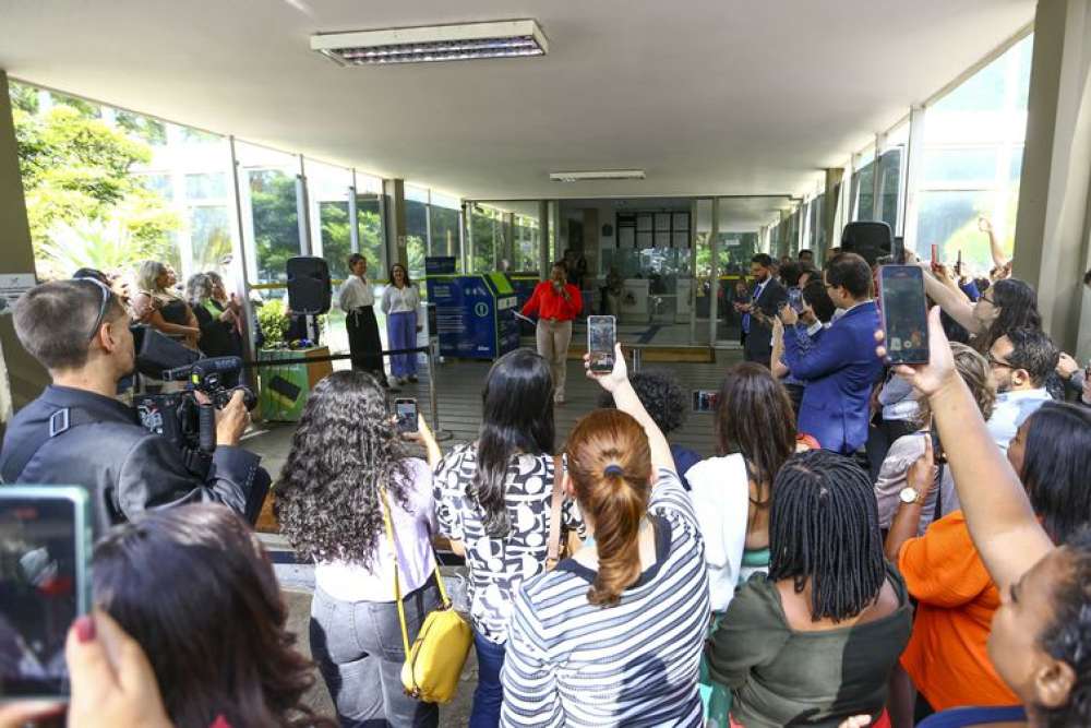 Discurso cantado marca recriação do Ministério da Cultura Discurso cantado marca recriação do Ministério da Cultura