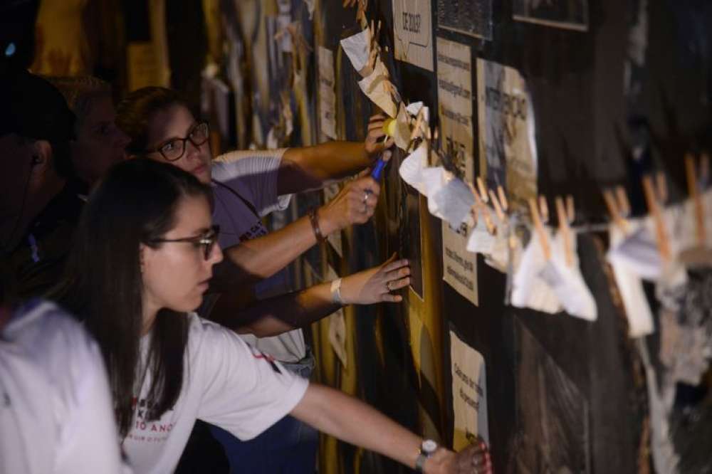 Boate Kiss: familiares e amigos relembram dez anos da tragédia