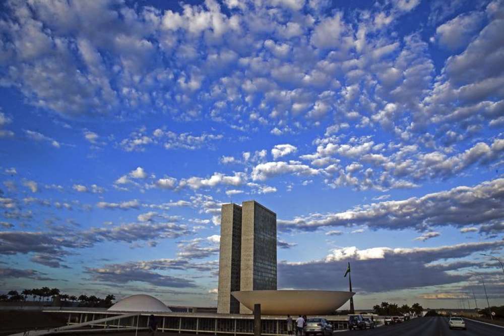 Congresso empossa hoje 513 deputados e 27 senadores