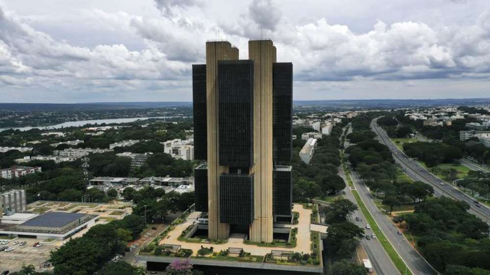 Copom mantém juros básicos da economia em 13,75% ao ano