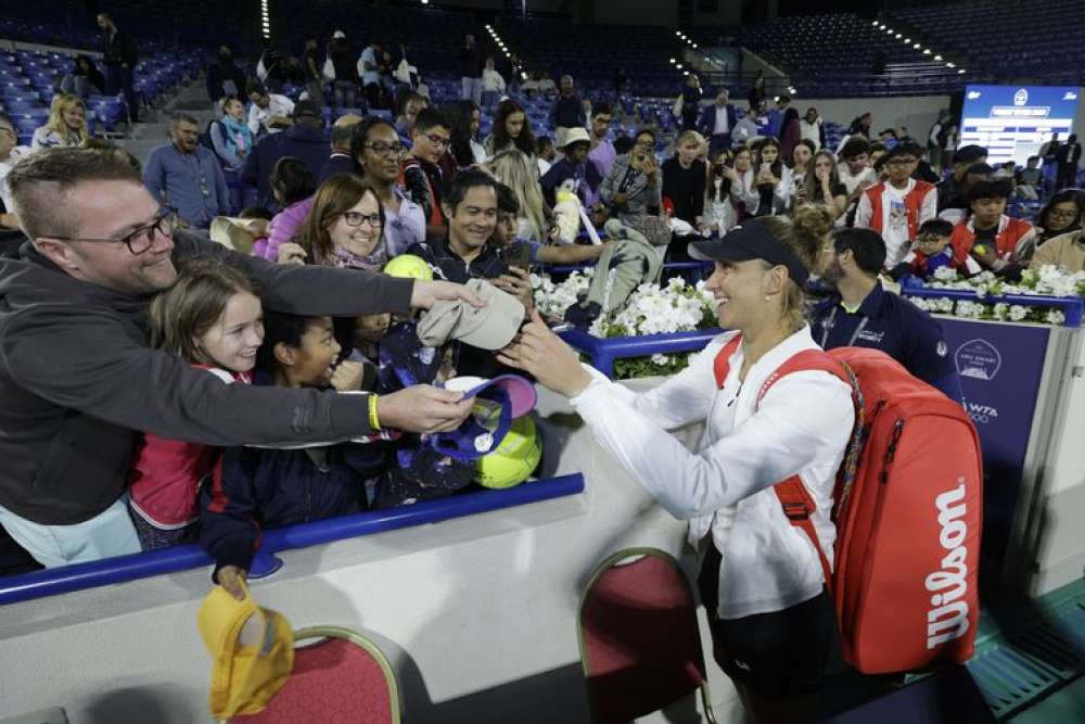 Bia Haddad vence a terceira seguida e vai à semi do WTA de Abu Dhabi