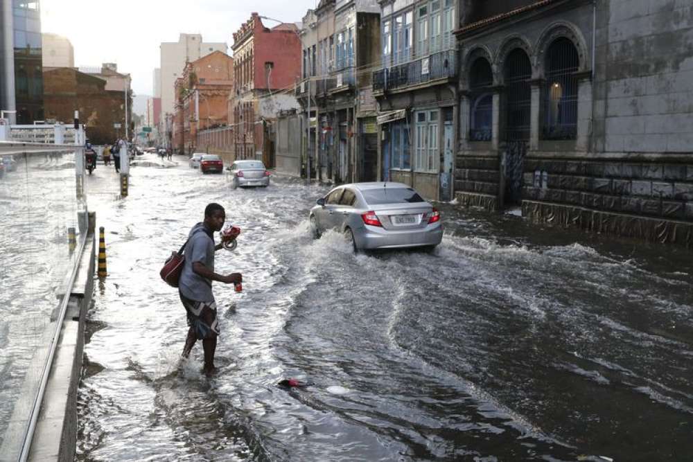 Rio pode ter chuva forte no fim de semana de Carnaval