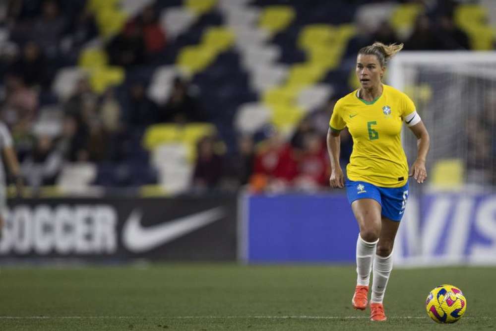 Tamires valoriza chances ao elenco após derrota da seleção feminina