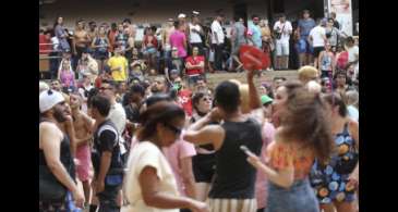 Espaço de redução de danos acolhe intoxicados no carnaval de Brasília