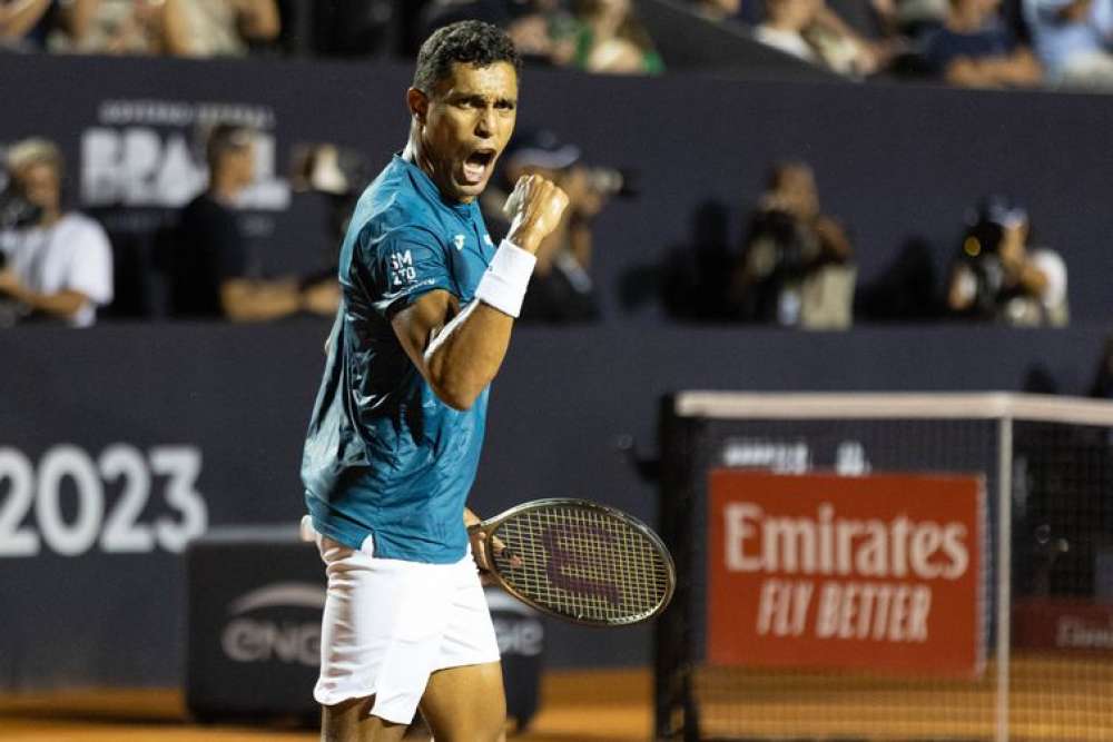 Tênis: Thiago Monteiro inicia Rio Open com vitória sobre Dominic Thiem