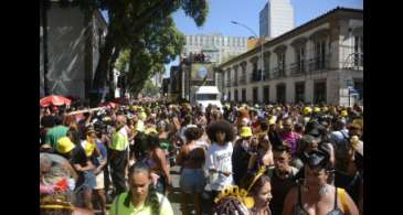 Bloco Fervo da Lud movimenta centro do Rio de Janeiro