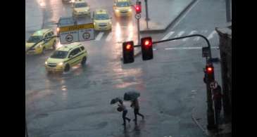 Rio registra aumento de 66% no volume de chuva em fevereiro