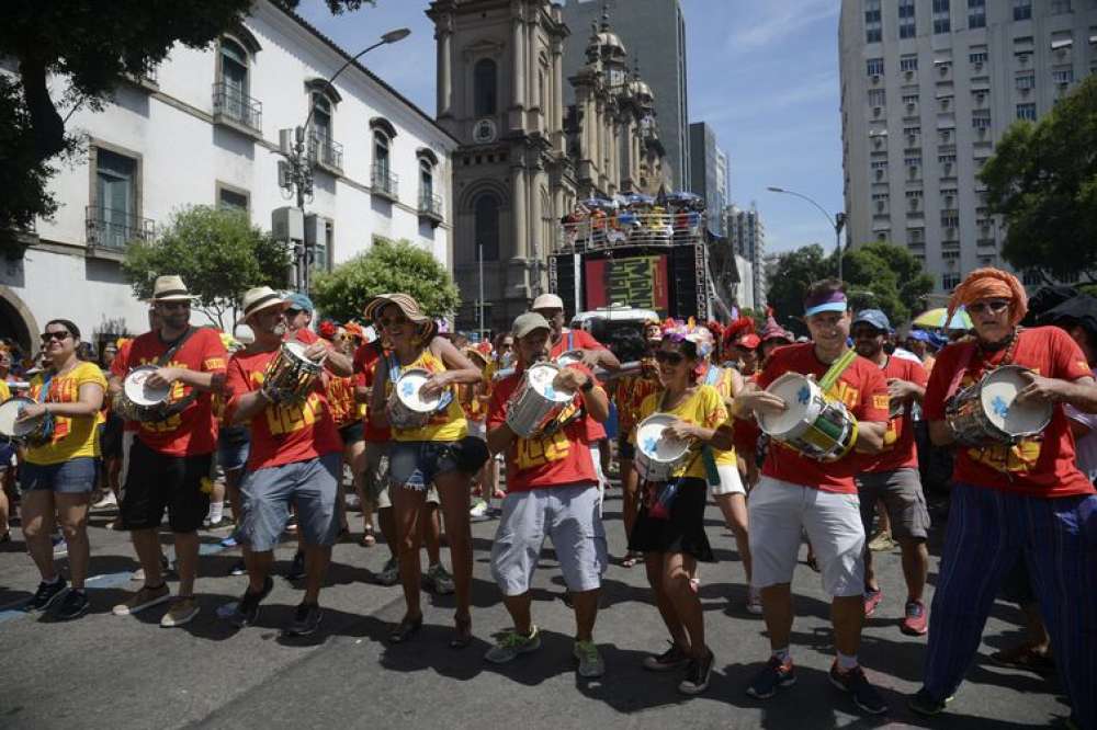 Monobloco fecha carnaval de rua carioca neste domingo