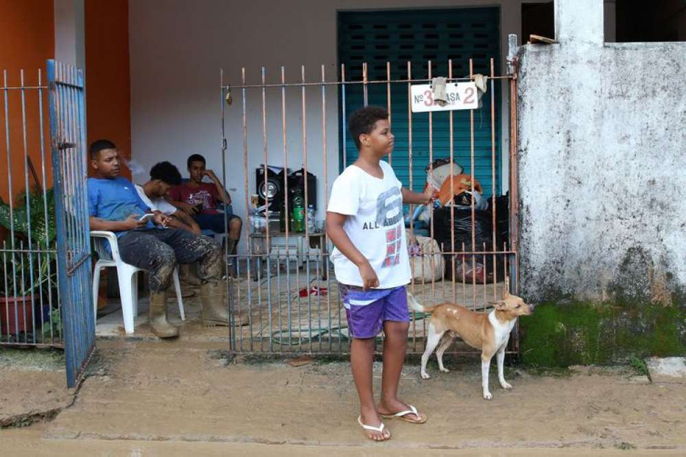 Famílias desabrigadas de São Sebastião são encaminhadas para hoteis