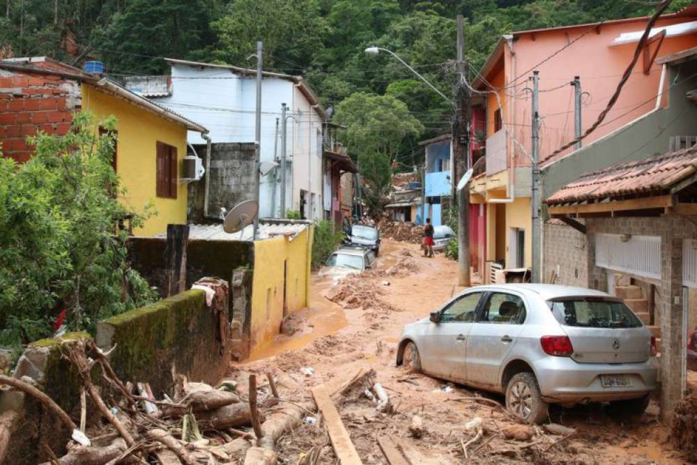 Escolas que serviram de abrigo em São Sebastião são liberadas