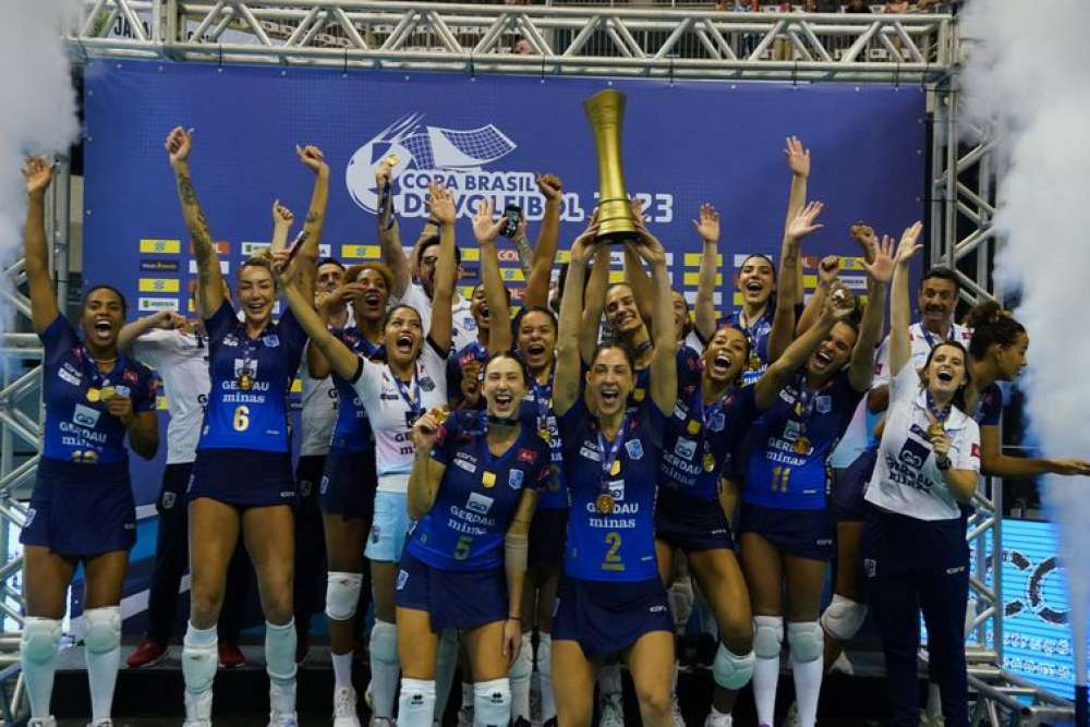 Minas conquista o tricampeonato da Copa Brasil de vôlei feminino