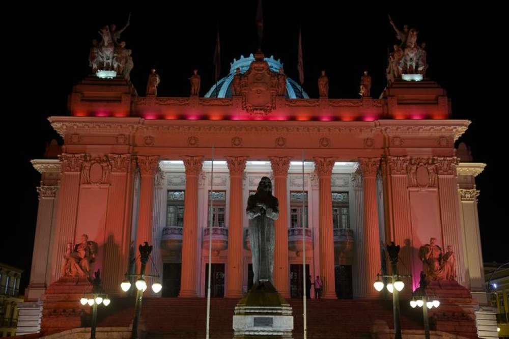 Assembleia Legislativa do RJ mobiliza para o Outubro Rosa