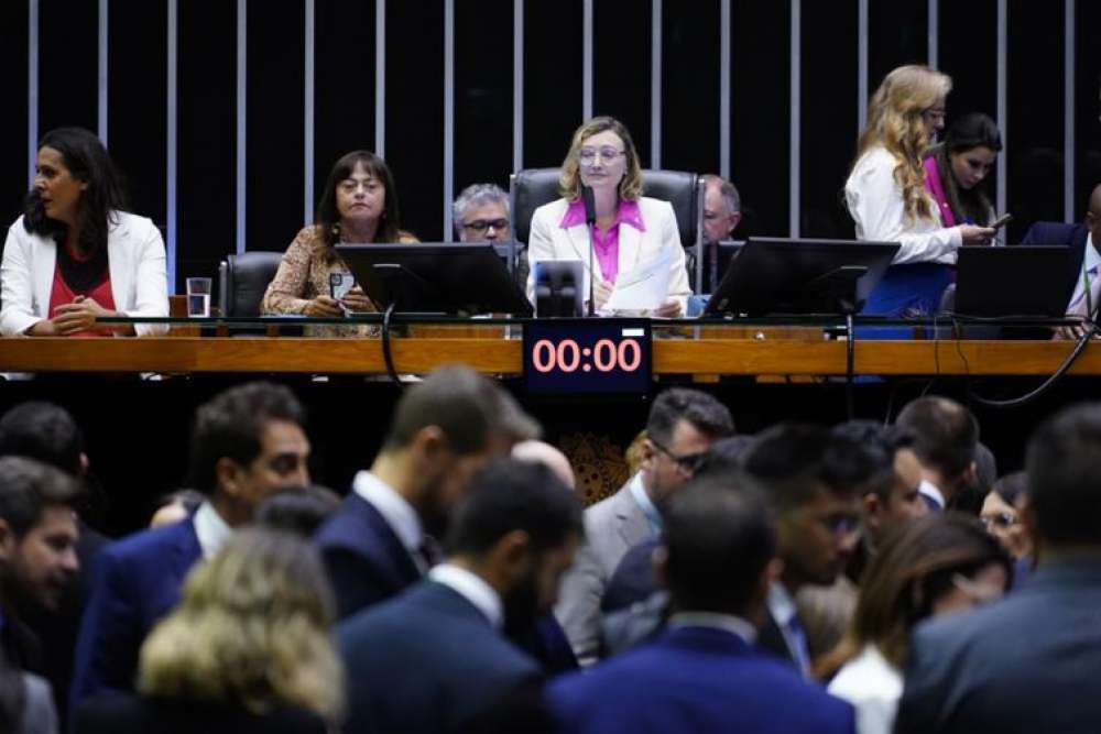 Deputadas destacam desafios para garantia de diretos das mulheres