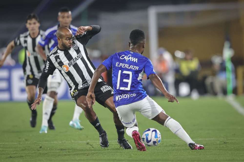 Atlético-MG empata e fica perto da fase de grupos da Libertadores