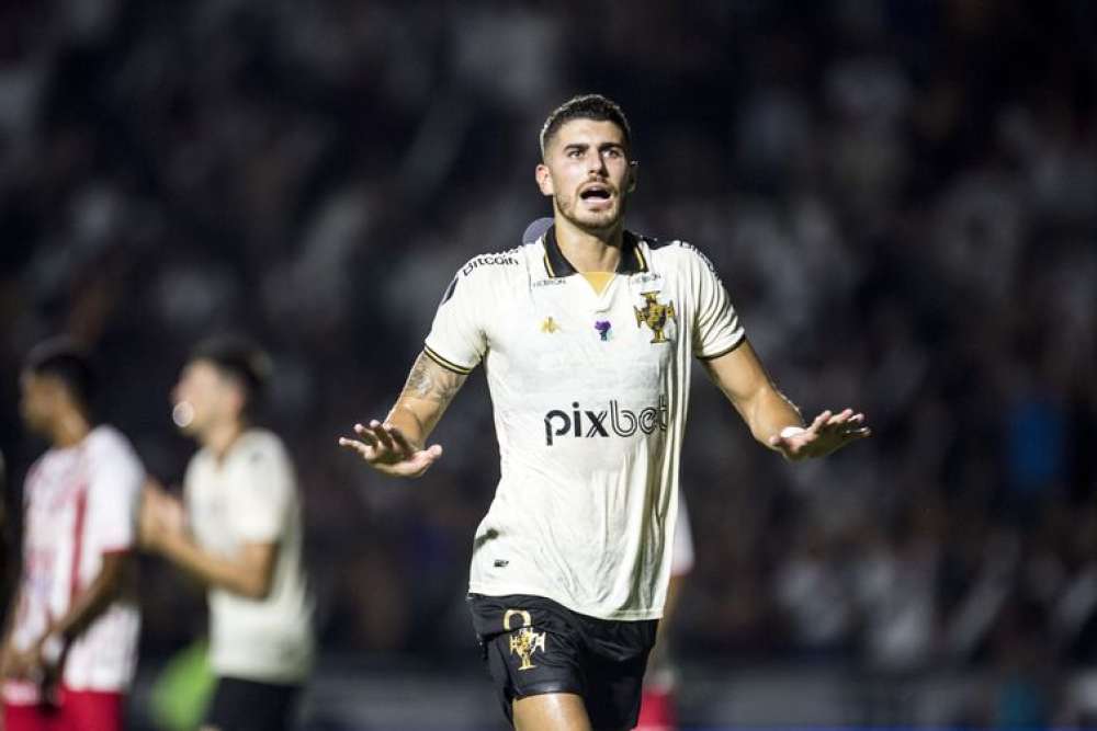 Campeonato Carioca: Vasco derrota Bangu e fará semifinal com Flamengo