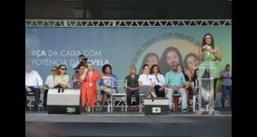 No Rio, Caixa Econômica lança Programa Mulheres de Favela