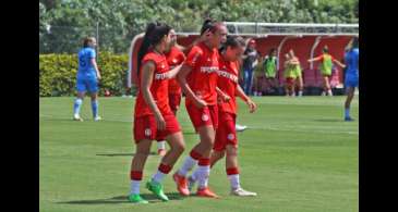 Gurias Coloradas batem o Real Brasília no Brasileiro Feminino