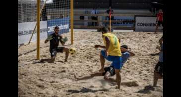 Brasil bate Uruguai na estreia da Copa América de beach soccer