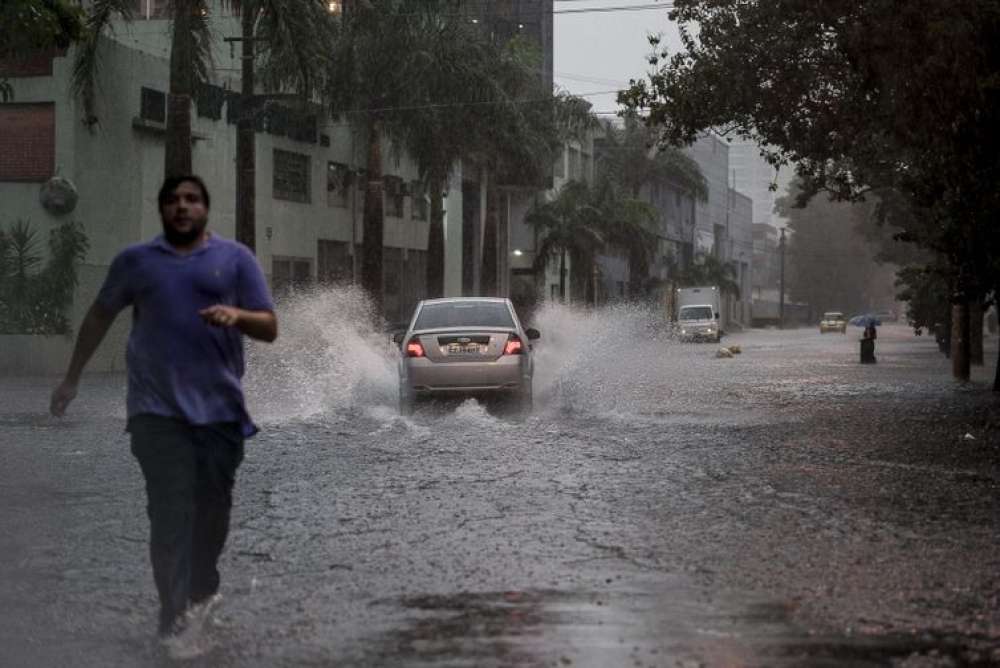 Bombeiros de São Paulo receberam 142 chamados por causa das chuvas