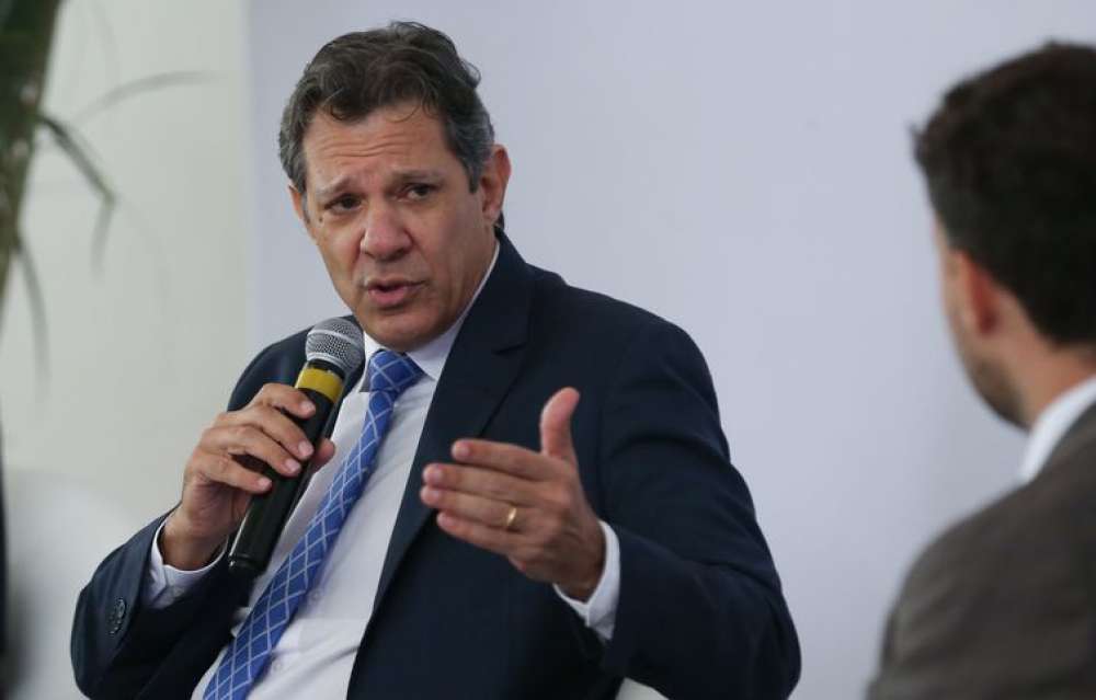 Haddad: informações sobre colapso de bancos nos EUA são insuficientes