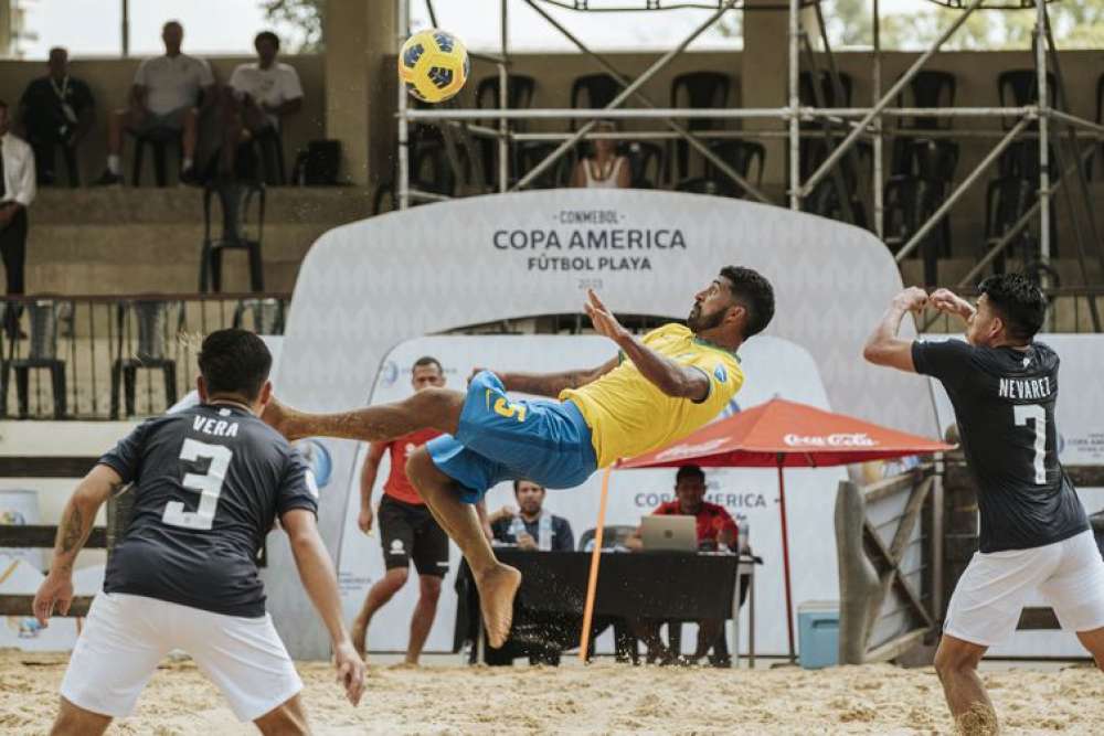 Brasil aplica goleada de 13 a 0 na Copa América de beach soccer