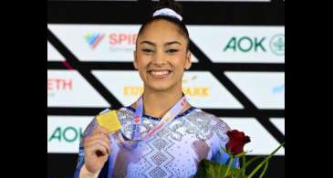 Júlia Soares leva ouro em tradicional evento de ginástica na Alemanha