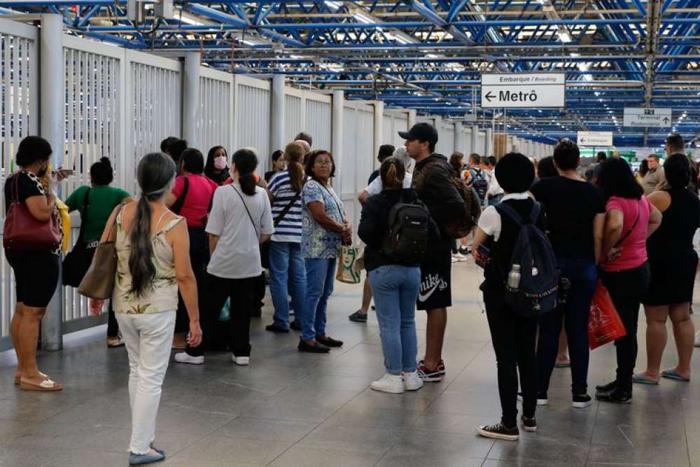 Metroviários encerram greve em São Paulo