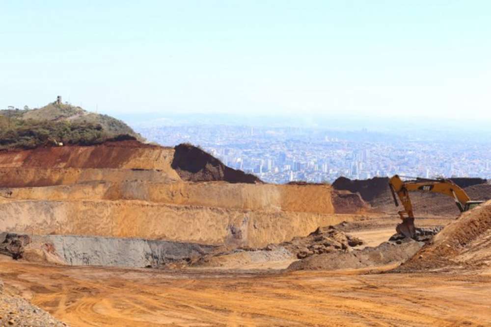 Serra do Curral: Iphan retirou aval à mineradora ao detectar falhas