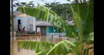 Chuvas levam mais duas cidades do Acre a decretar emergência