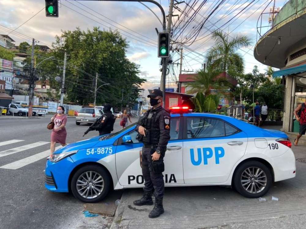 Rio: em ações contra crime organizado, polícia retira 9 fuzis das ruas