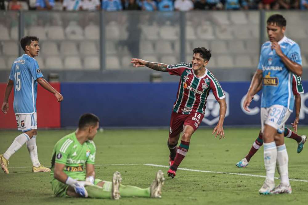 Fluminense inicia Libertadores com vitória sobre o Sporting Cristal