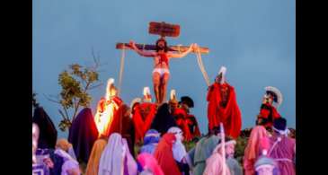 Tradicional Via Sacra no Morro da Capelinha completa 50 anos