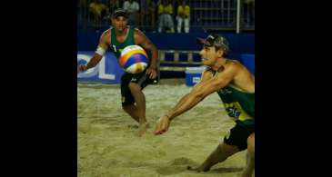 Vôlei de praia: Brasil garante ouro e prata em etapa do Mundial em SC