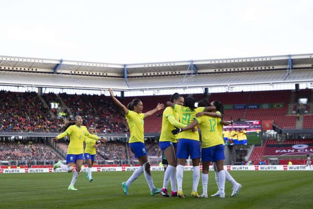 Futebol feminino: Brasil bate Alemanha em último teste antes da Copa