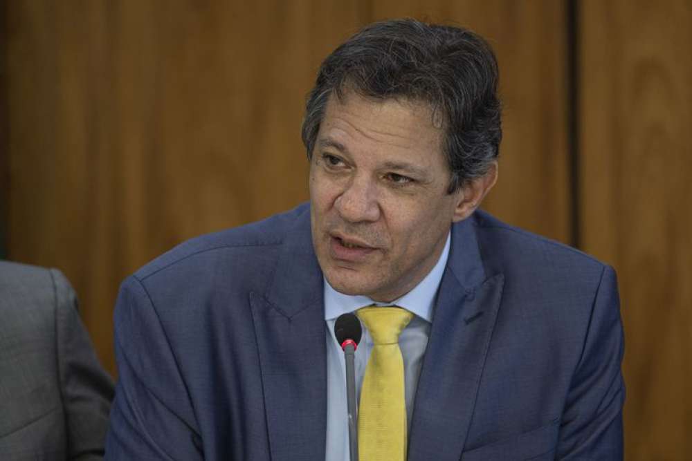 Haddad anuncia 14 medidas para o crédito nesta semana