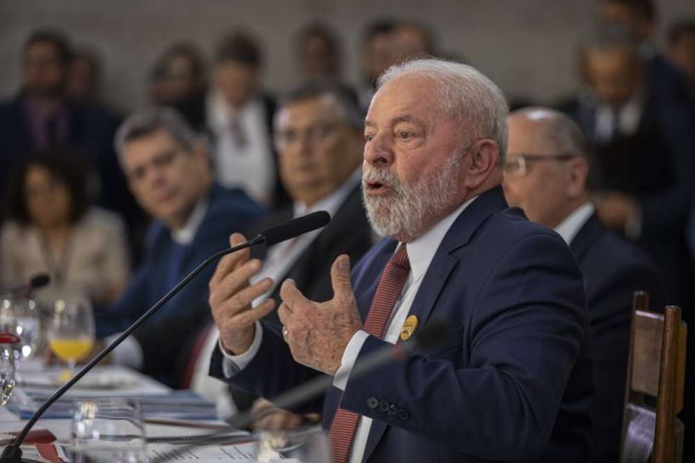 Lula: famílias e redes têm responsabilidade de manter escolas seguras