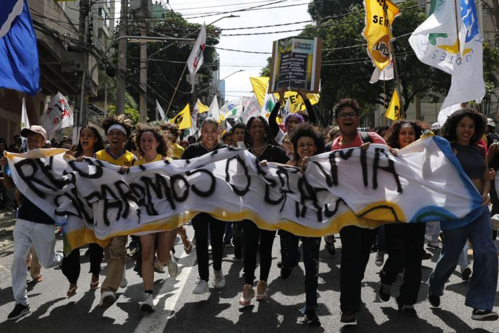 Educadores dizem que novo ensino médio amplia desigualdades