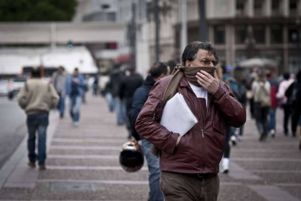 Massa de ar frio chega a São Paulo e provoca queda nas temperaturas