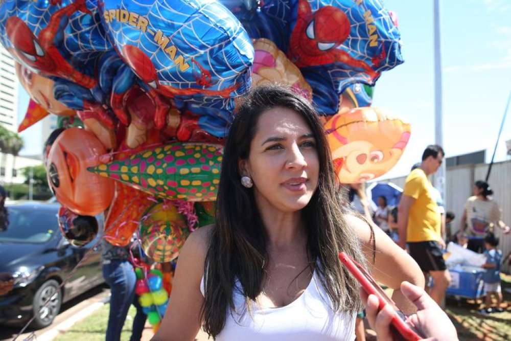 Brasília celebra 63 anos em festa com juventude e diversão